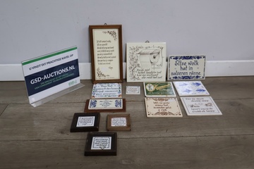 Afbeelding van Collectie van 13 Vintage Tegeltjes