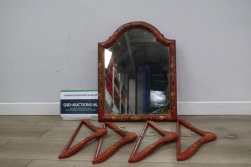 Afbeelding van Vintage Folklore Spiegeltje met 4 Folklore Kledinghangers