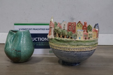 Afbeelding van Keramische vaas en bloempot