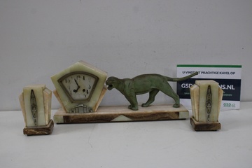 Afbeelding van Antiek Marmeren klok met jaguar