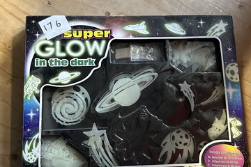 Afbeelding van 176. Plastic glow in the dark vormpjes