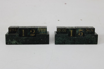 Afbeelding van Set van 2 Antiek Marmeren Kalenders