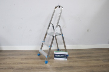 Afbeelding van 3-Treeds Aluminium Huishoudtrap
