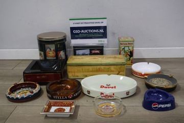 Afbeelding van Mix van 9 Asbakken & 4 Opbergtinnen