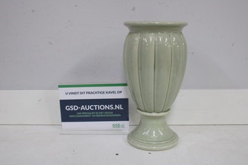 Afbeelding van Vintage Mintgroene Oostenrijkse Vaas