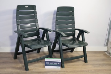 Afbeelding van Set van 2 Groene Kunststoffen Tuinstoelen van Hartman