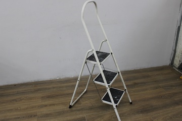 Afbeelding van Huishoudtrap met 3 treden'