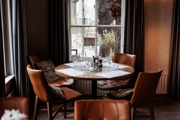 Afbeelding van Luxe sloepentocht met culinaire stops, Planetarium Zuylenburgh & overnachting (4 personen)