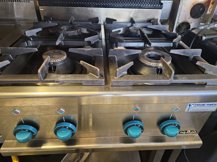 4 pits gasfornuis MBM