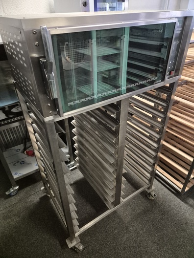 Leventi oven op rvs onderstel