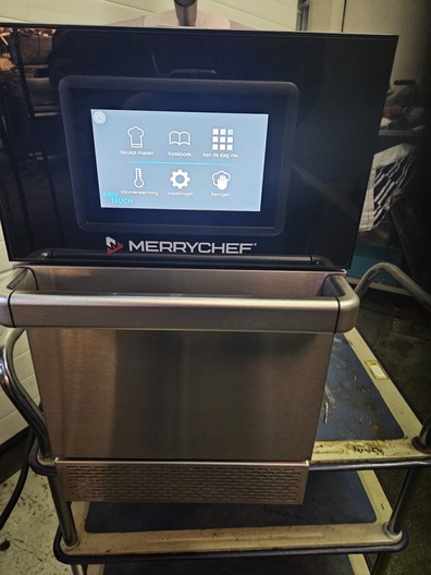 Merrychef high speed oven