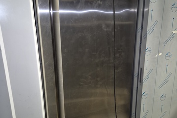 Afbeelding van rvs vrieskast Frenox op wielen