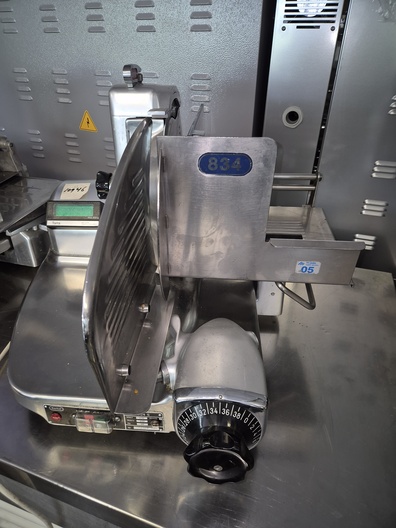 Berkel 834S snijmachine