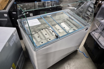 Afbeelding van Nieuwe witte schepijsvitrine 8x5 ltr