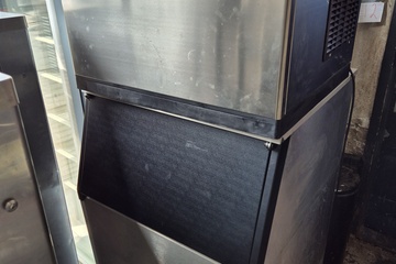 Afbeelding van Ijsblokjesmachine met voorraadbak