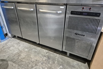 Afbeelding van RVS GRAM vrieswerkbank