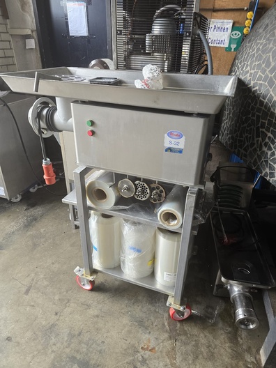 Gehaktmolen UNIKA S-32