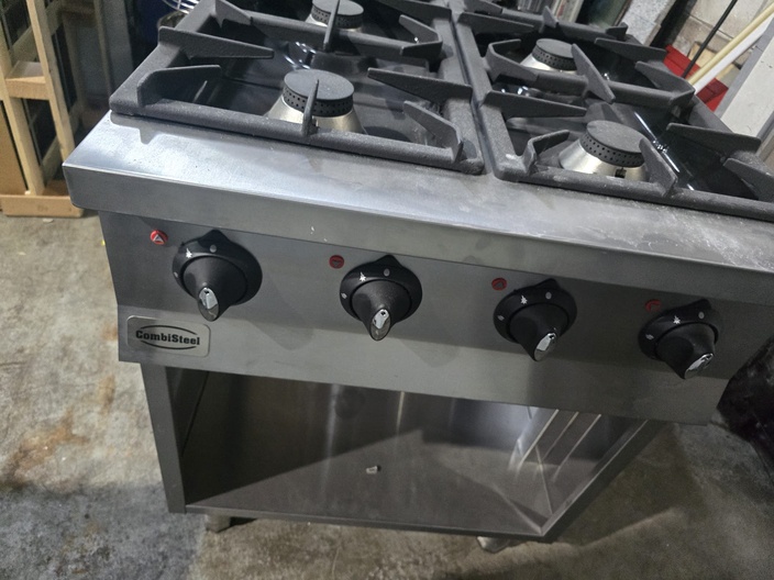 gasfornuis 4 pits op kast  open kast