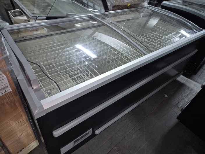 Supermarkt vrieskist zwart nieuw