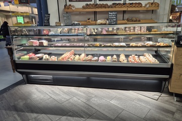 Afbeelding van Koeltoonbank voor taart en gebak uit 2024