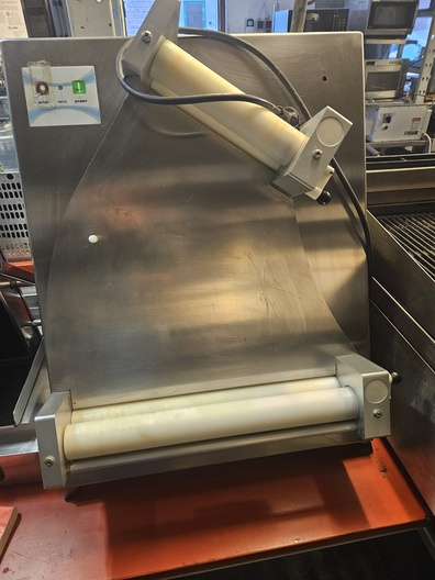 Pizza deegrolmachine 40 cm