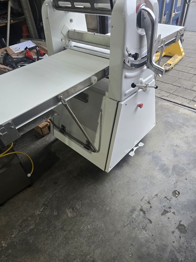 Deeguitrolmachine nieuw