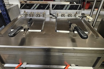 Afbeelding van Dubbele friteuse 380v