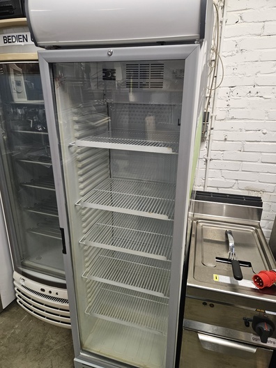 Glasdeur vrieskast 68x65x200cm