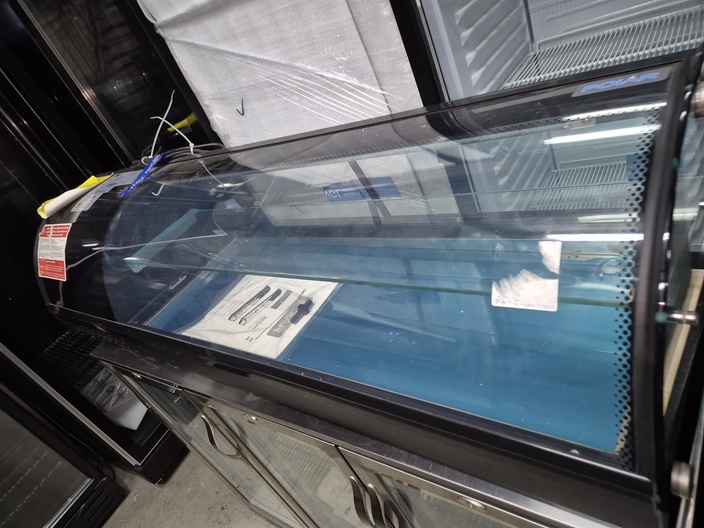 Nieuwe sushi opzetvitrine 150 cm