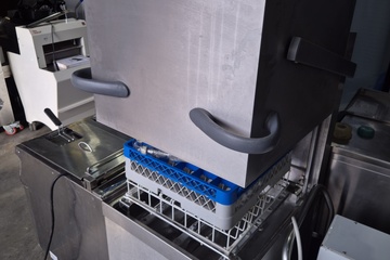 Afbeelding van Doorschuifvaatwasser Winterhalter GS 502