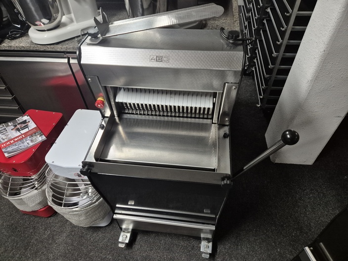 ABO broodsnijmachine 17 mm