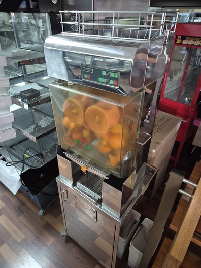 Citrocasa 7000xb sinaasappelpers