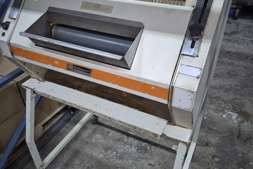 Afbeelding van Stokbroodmachine Bertrand op onderstel