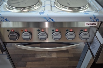 Afbeelding van Kookfornuis elektrisch 4 pits met oven Modular nieuw