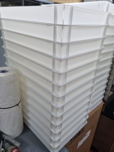 Nieuwe deegbakken 10 stuks