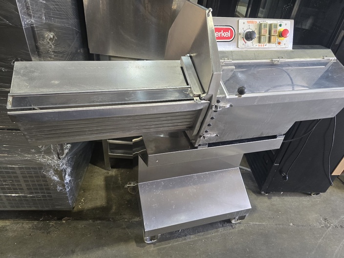 Berkel 750L portion cutter