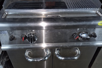 Afbeelding van Gas bakplaat op kast