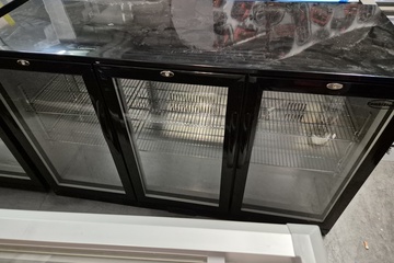 Afbeelding van BARKOELER ZWART 3 DEUREN nieuw