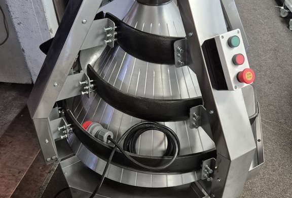 Afbeelding van Online veiling pizza equipment en overstock nieuwe koelapparatuur horeca Amsterdam