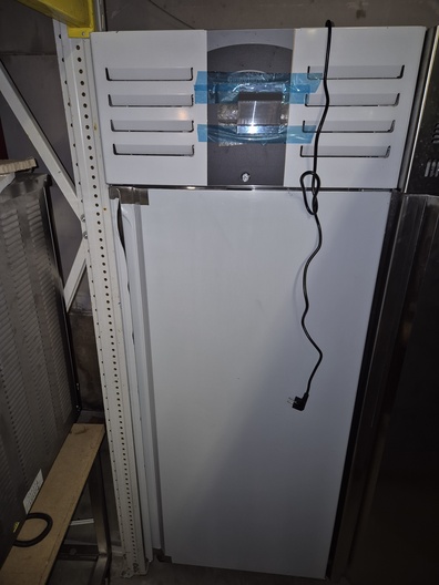 rvs BAKKERSKOELKAST nieuw 60x80