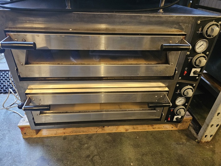 Pizzaoven elektrisch 2x4 pizza's