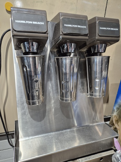 Hamilton beach milkshaker triple