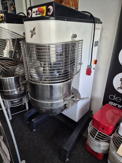 Planetary mixer 80 L