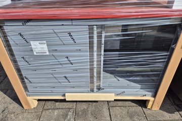 Afbeelding van Snij werktafel met schuifdeuren nieuw