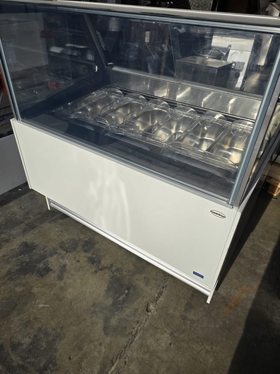 Schepijsvitrine wit NIEUW