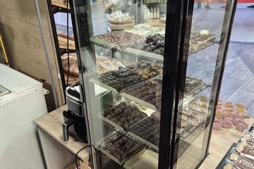 Afbeelding van Zwarte bonbon vitrine Polar