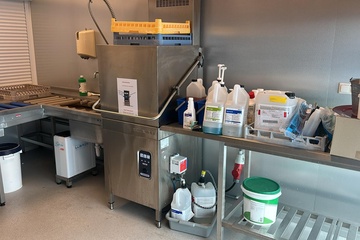 Afbeelding van Doorschuifvaatwasser Comenda LC900