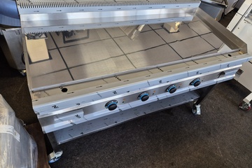 Afbeelding van Grote bakplaat 160 cm elektrisch op onderstel nieuw