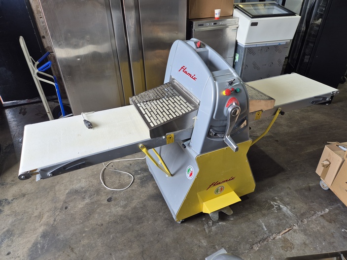 Deeg uitrolmachine Flamic SF500VX1200