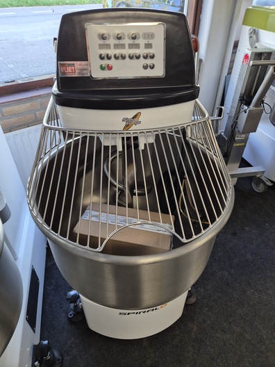 Nieuwe spiral mixer 60